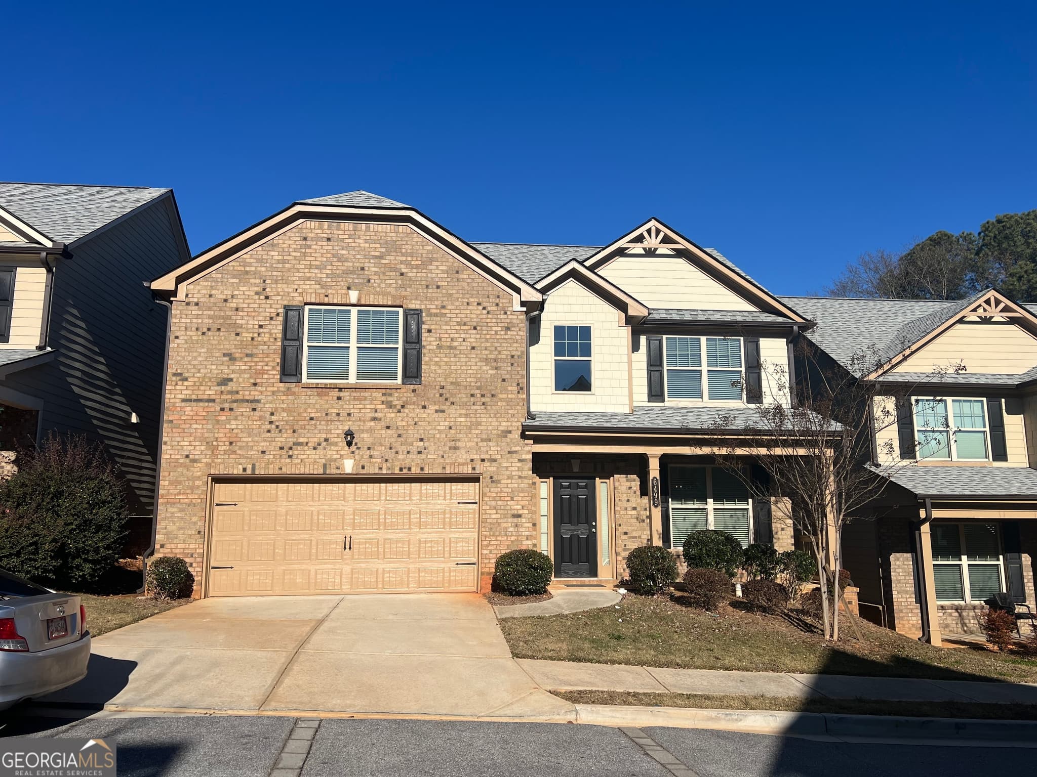 5 bedroom, 3 bathroom, 2,600 sq ft single family residence for sale at 6499 Panasa Court, Norcross, GA 30093 — photo 2