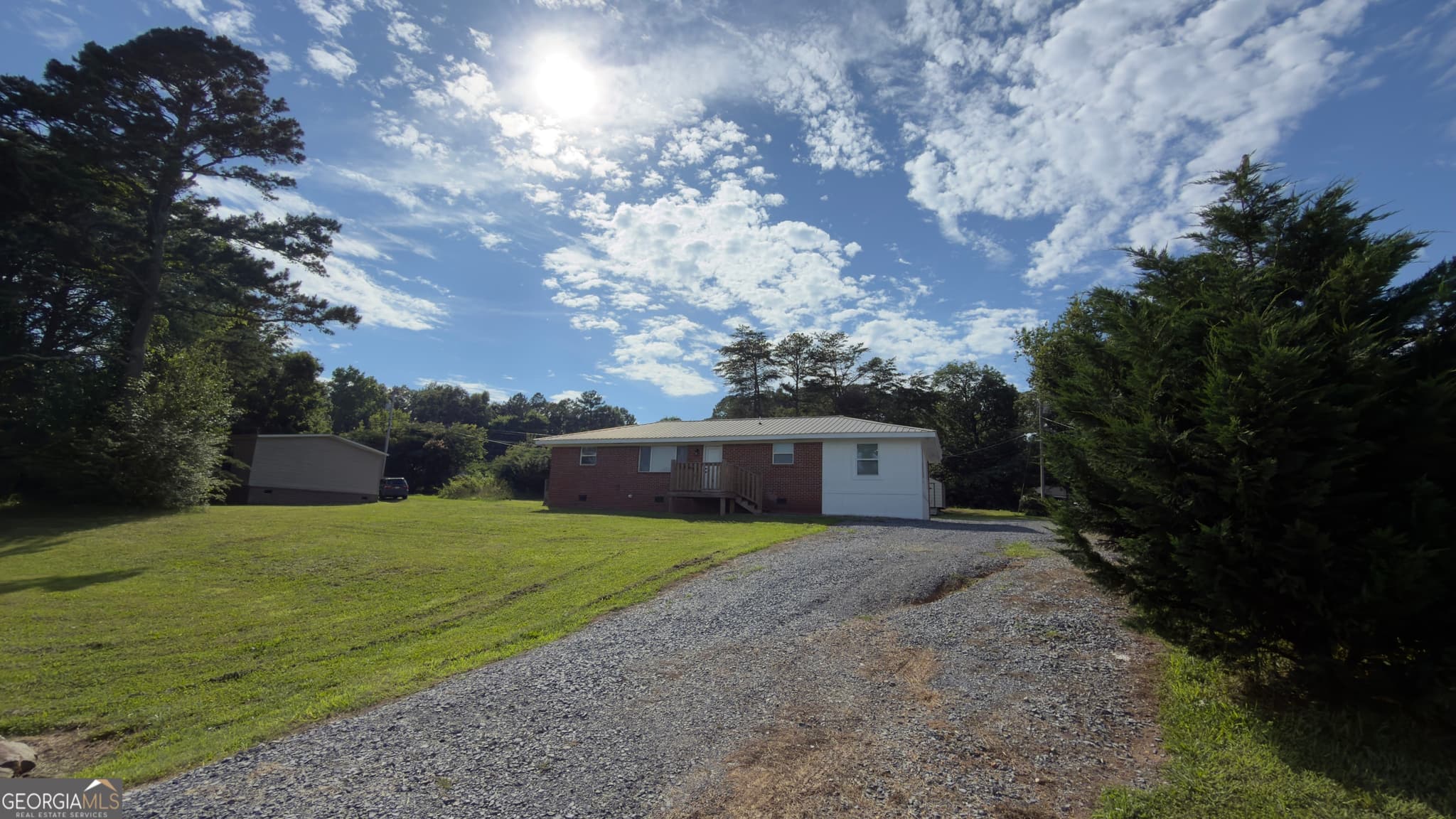 3 bedroom, 2 bathroom, 1,375 sq ft single family residence for sale at 1012 Mount Vernon Road, Tunnel Hill, GA 30755 — photo 4