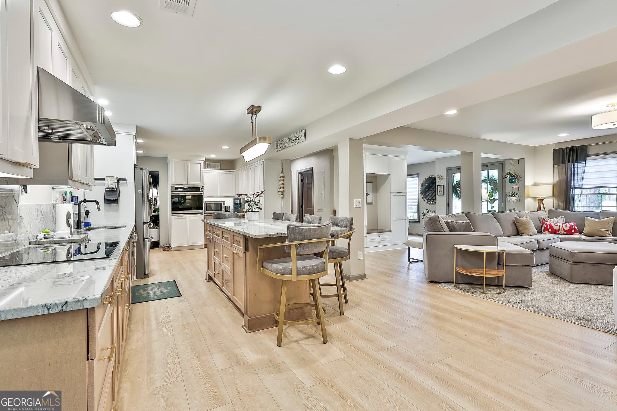 4 bedroom, 2.5 bathroom, 2,718 sq ft single family residence sold at 215 Calgary Drive, Peachtree City, GA 30269