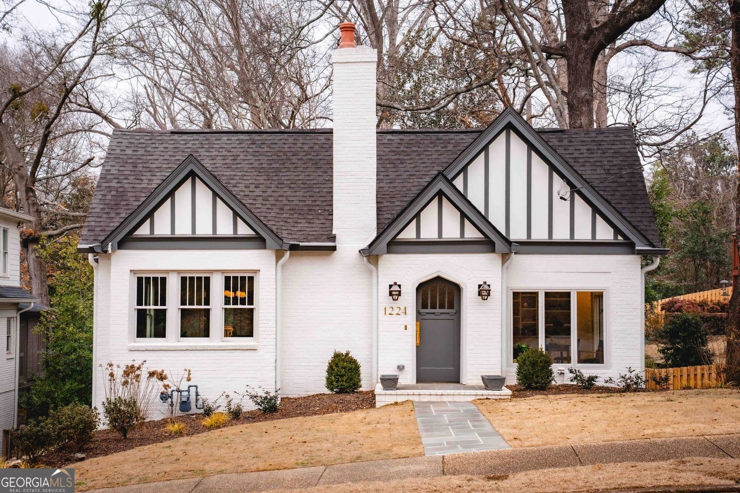 3 bedroom, 2 bathroom, 1,610 sq ft single family residence for sale at 1224 Stillwood Drive, Atlanta, GA 30306 — photo 2