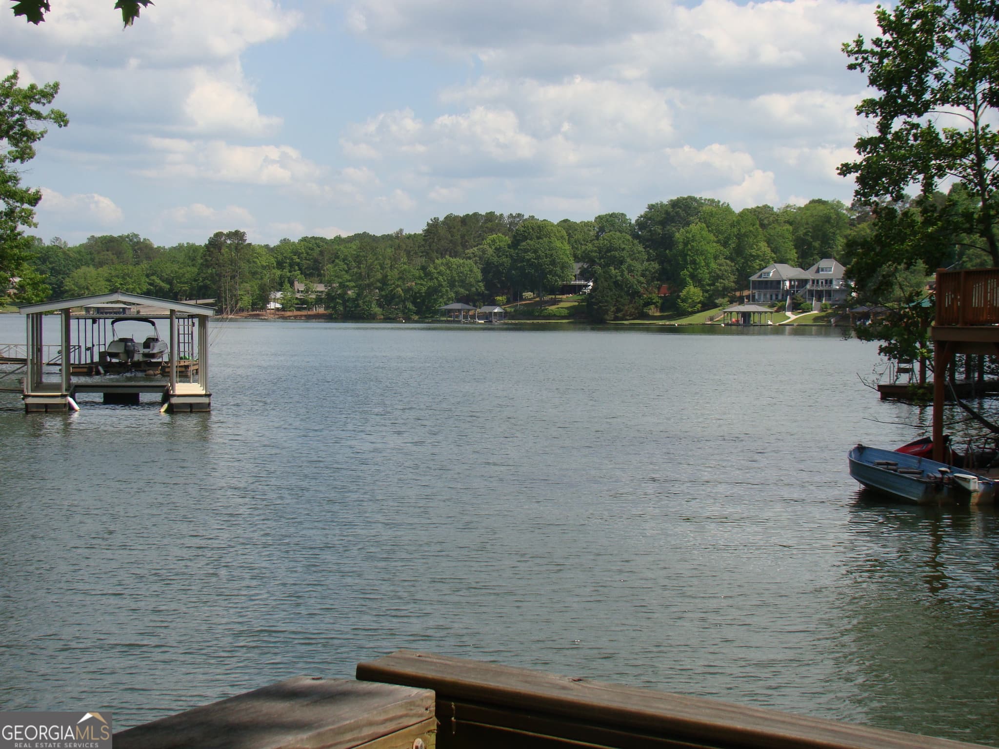 1 bedroom, 1 bathroom, 1,215 sq ft single family residence for sale at 38 Morrisons Point Drive, Wedowee, AL 36278 — photo 3