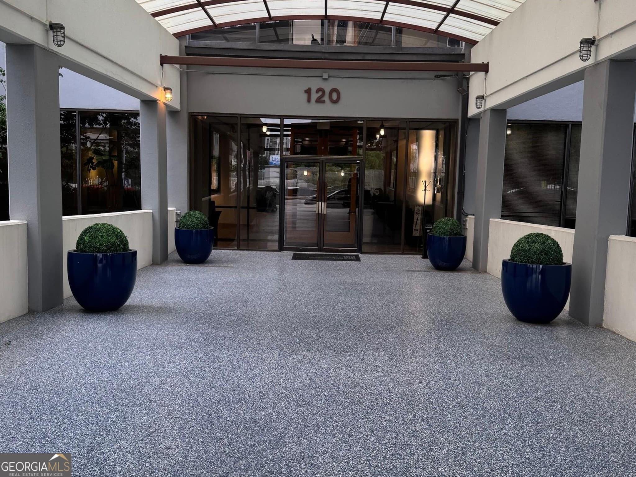 2 bedroom, 2 bathroom, 1,532 sq ft condominium sold at 120 Ralph McGill Boulevard APT 1008, Atlanta, GA 30308