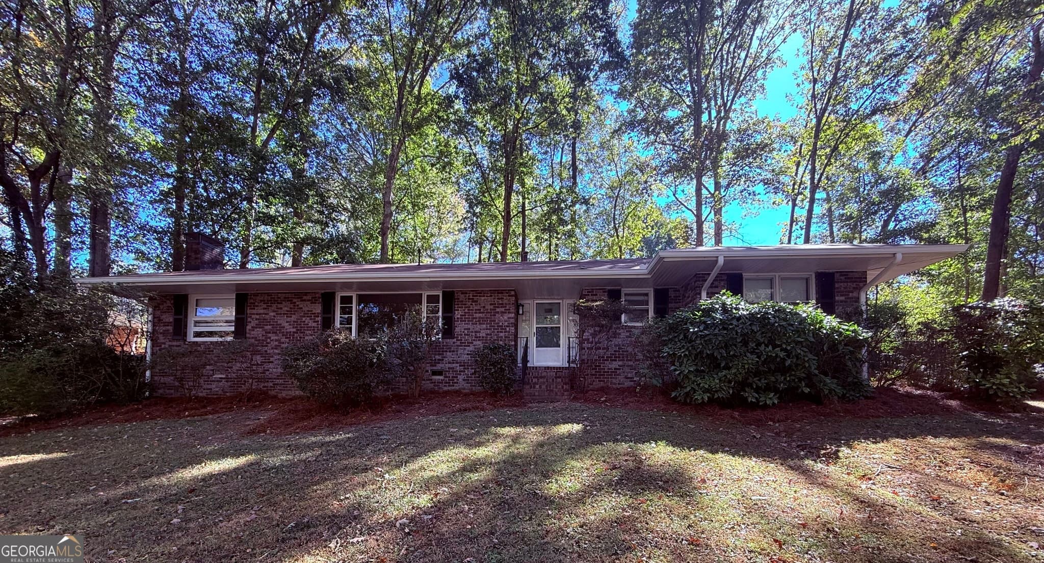 3 bedroom, 1.5 bathroom, 1,783 sq ft single family residence for rent at 1397 Jewell Court, Mableton, GA 30126 for $2,300 a month — photo 1 of 30