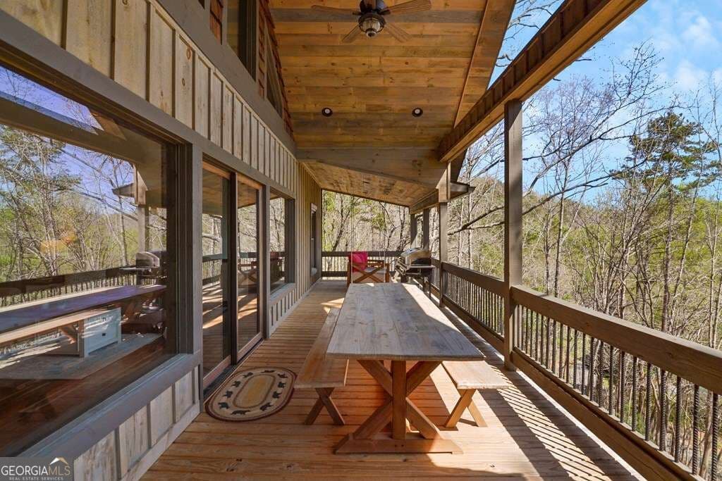 5 bedroom, 3 bathroom, 3,000 sq ft cabin,single family residence for sale at 65 Dawn Lane 725, Ellijay, GA 30540 — photo 3