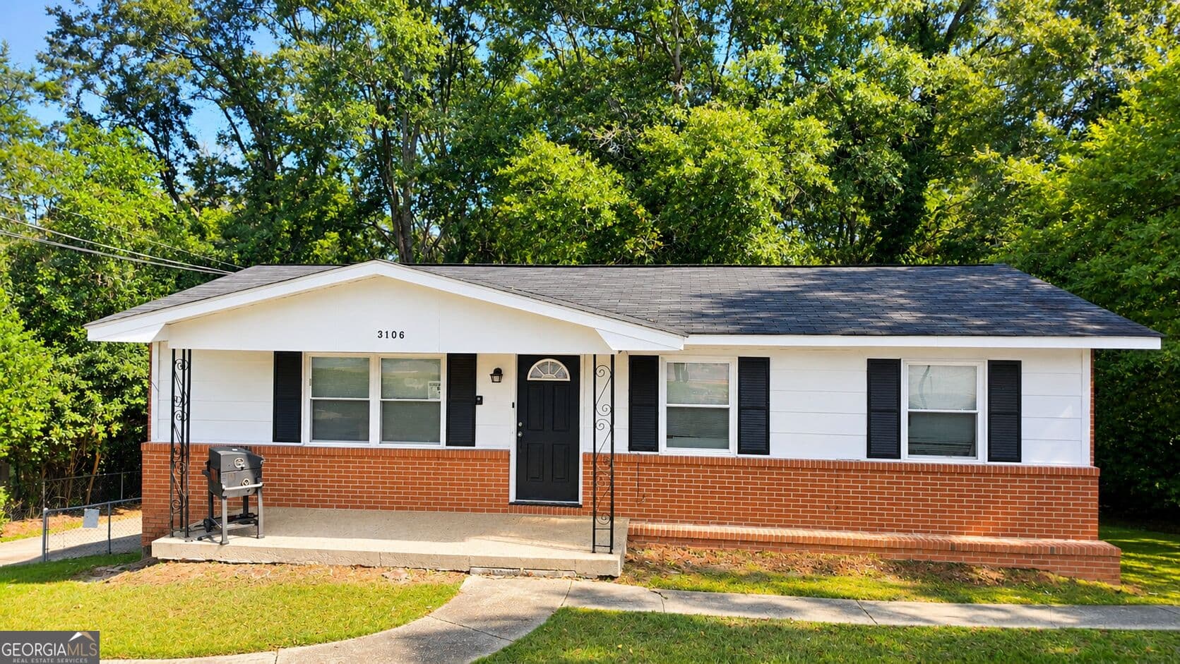 5 bedroom, 2 bathroom, 2,823 sq ft mixed use for sale at 3106 University Avenue, Columbus, GA 31907 — photo 2