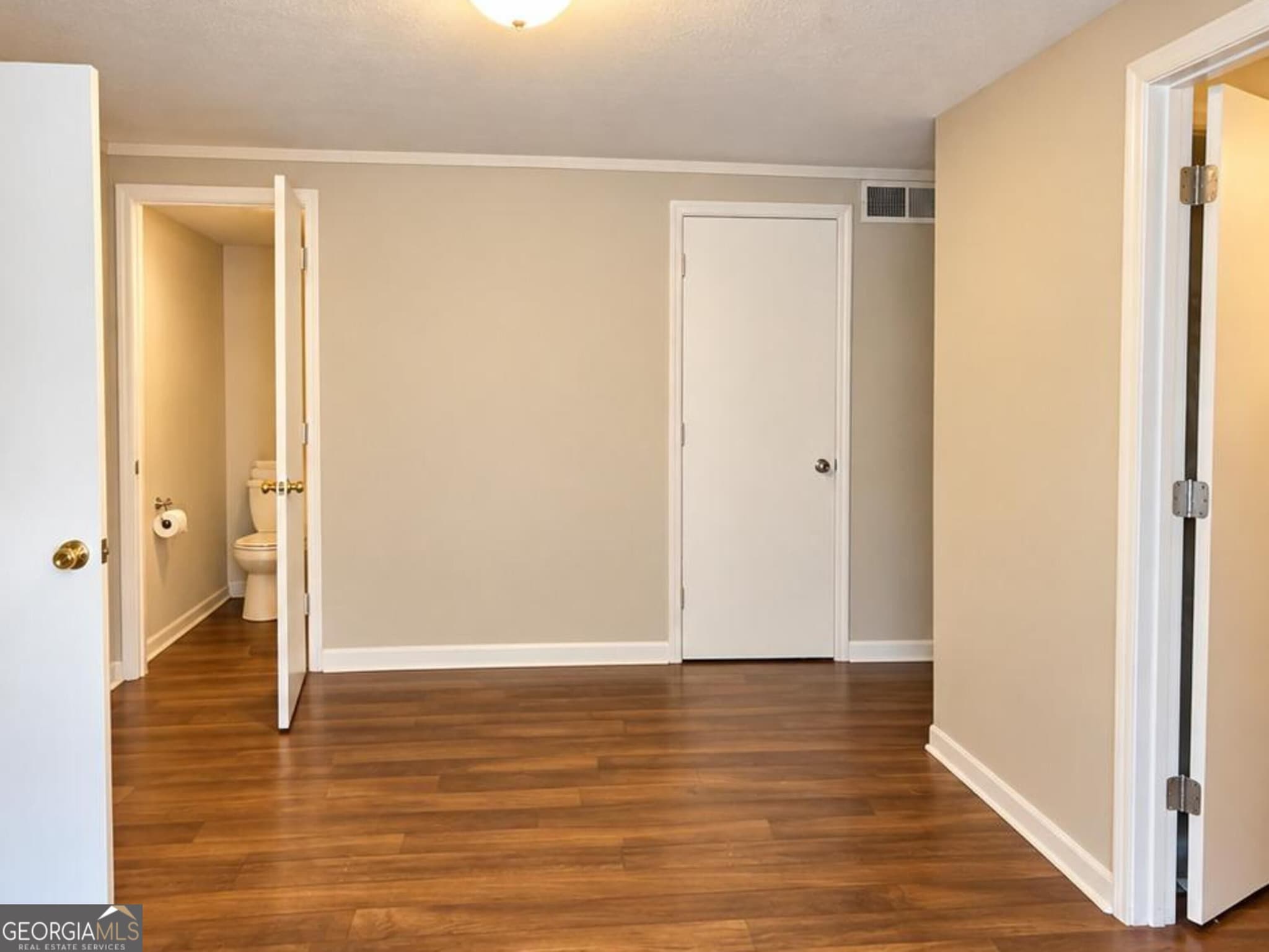 5 bedroom, 2 bathroom, 2,823 sq ft mixed use for sale at 3106 University Avenue, Columbus, GA 31907 — photo 5