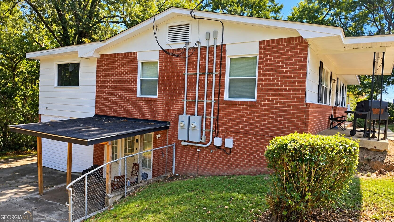 5 bedroom, 2 bathroom, 2,823 sq ft mixed use for sale at 3106 University Avenue, Columbus, GA 31907 — photo 4