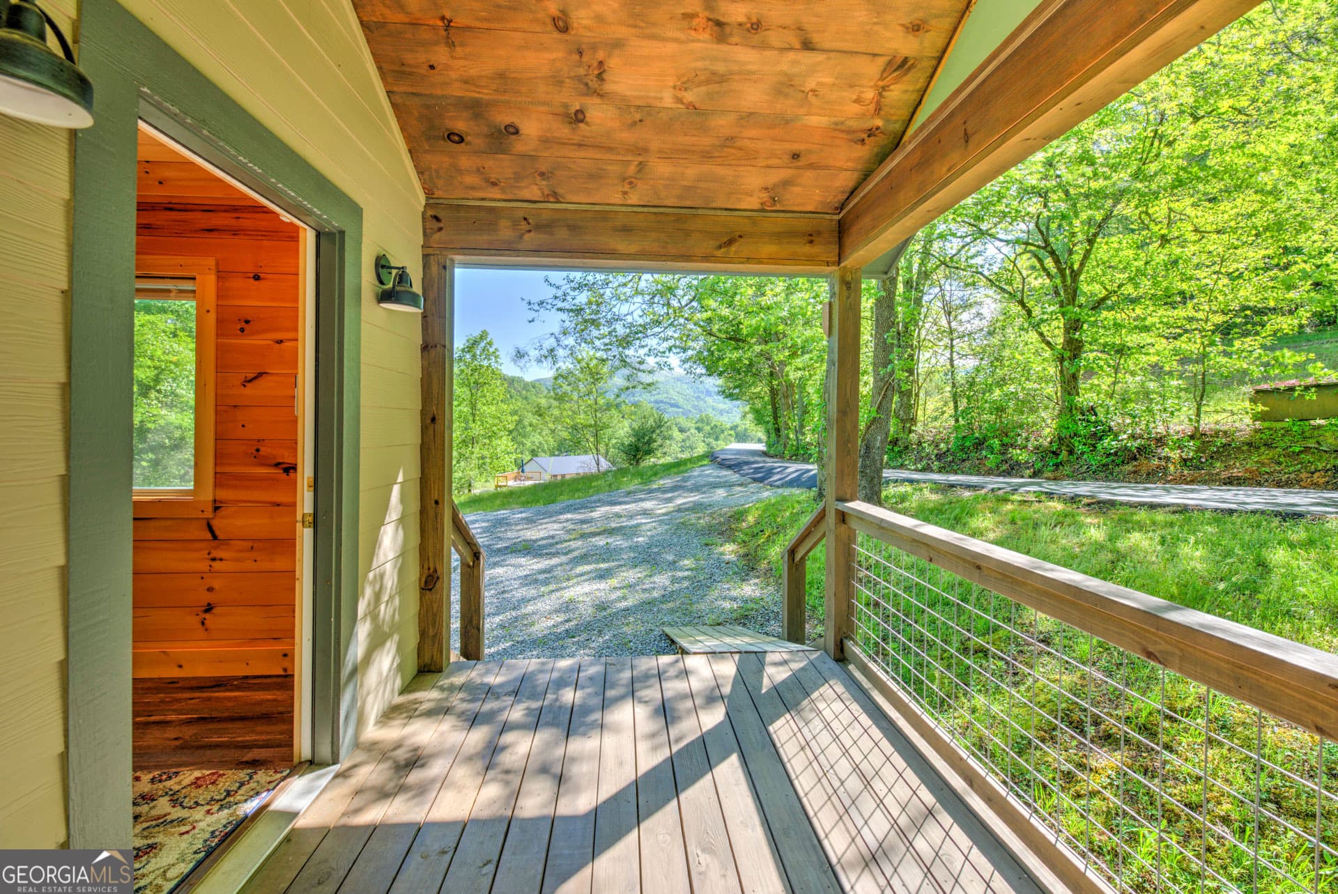 1 bedroom, 1 bathroom, 512 sq ft cabin,single family residence for sale at 418 W Langston Avenue, Clayton, GA 30525 — photo 9