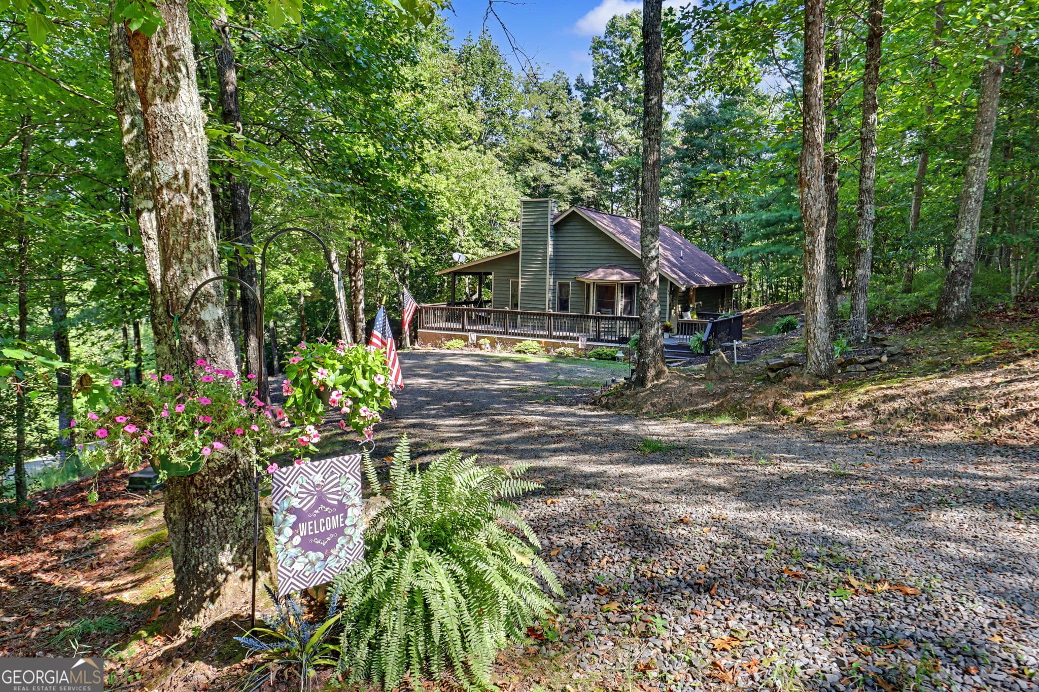 2 bedroom, 2 bathroom single family residence for sale at 44 Fieldcrest Drive, Murphy, NC 28906 — photo 3