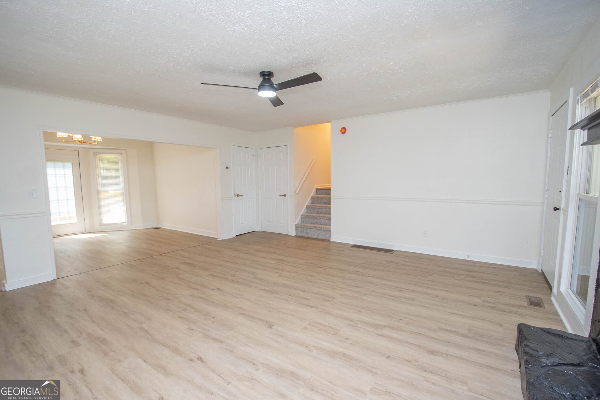 4 bedroom, 2.5 bathroom, 2,084 sq ft single family residence for sale at 240 Hearthstone Drive, Newnan, GA 30263 — photo 4
