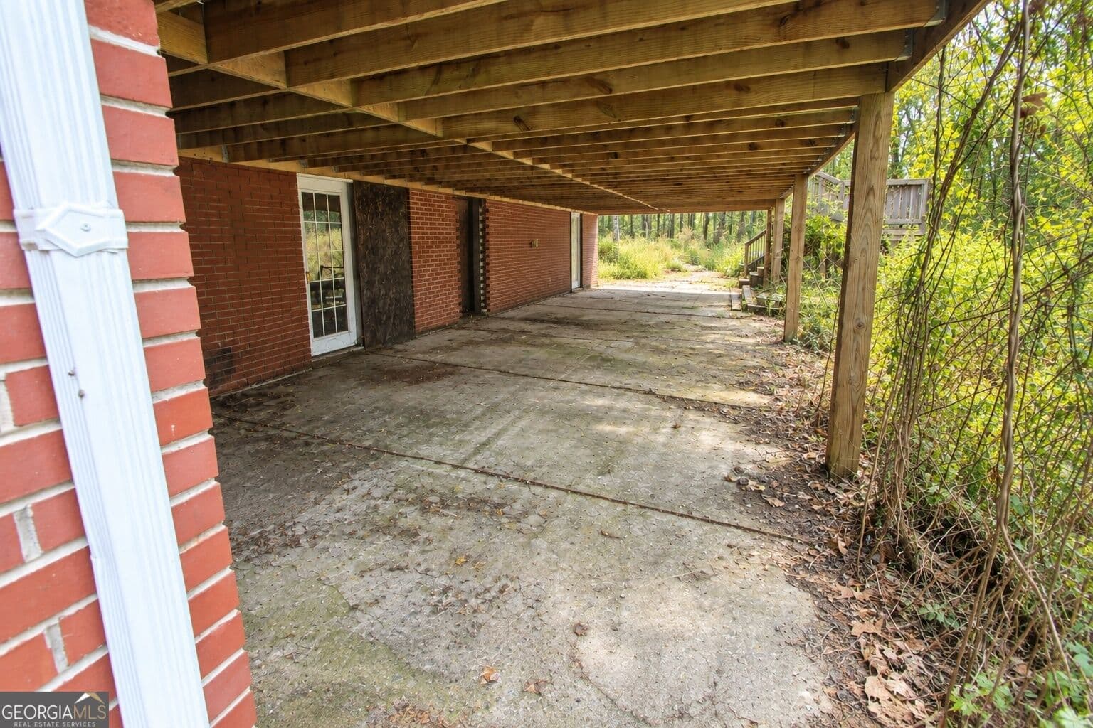 3 bedroom, 2 bathroom, 1,185 sq ft single family residence for sale at 140 Joe Bray Road, Fayetteville, GA 30214 — photo 6