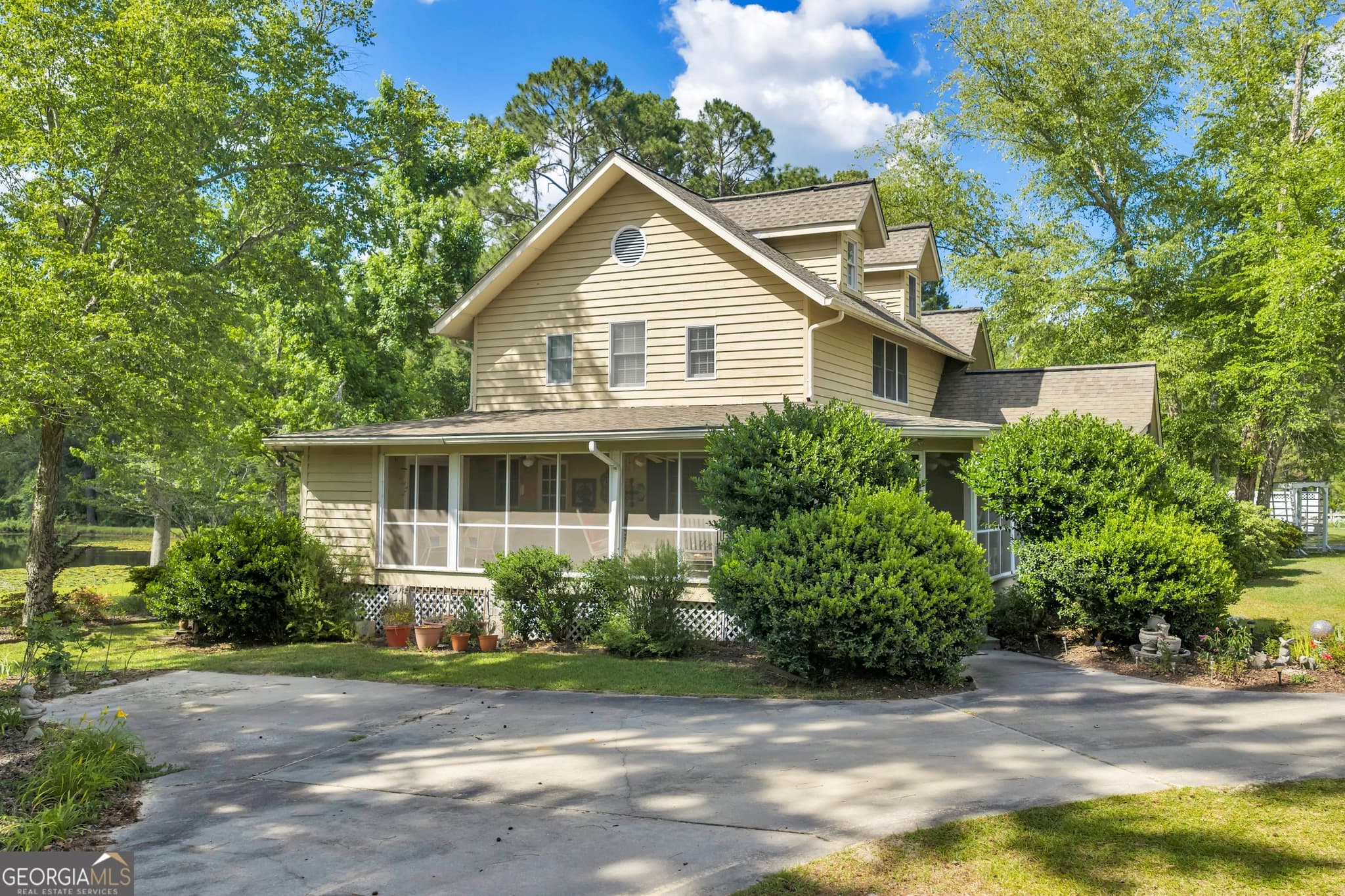 3 bedroom, 4 bathroom, 4,245 sq ft single family residence for sale at 87 Georgia Avenue, Adrian, GA 31002 — photo 6