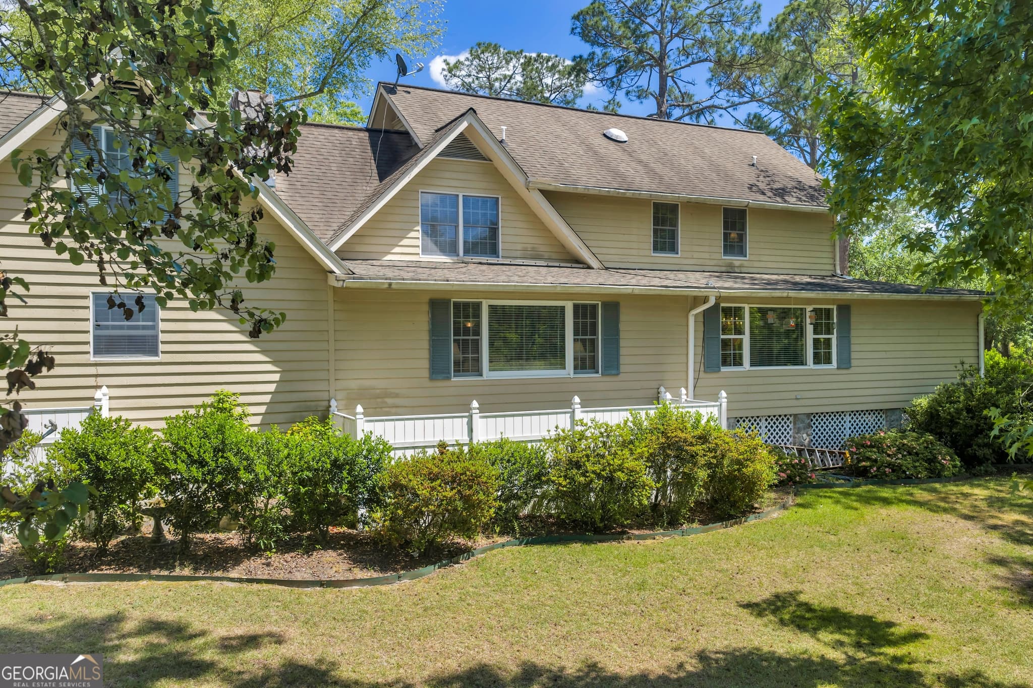 3 bedroom, 4 bathroom, 4,245 sq ft single family residence for sale at 87 Georgia Avenue, Adrian, GA 31002 — photo 9