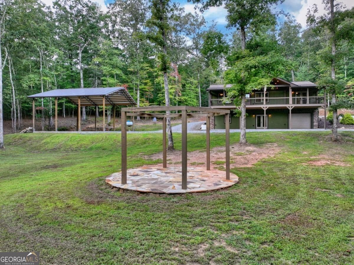 4 bedroom, 3 bathroom, 3,072 sq ft cabin,single family residence for sale at 185 Pine Lane 5,6,7, Mineral Bluff, GA 30559 — photo 2