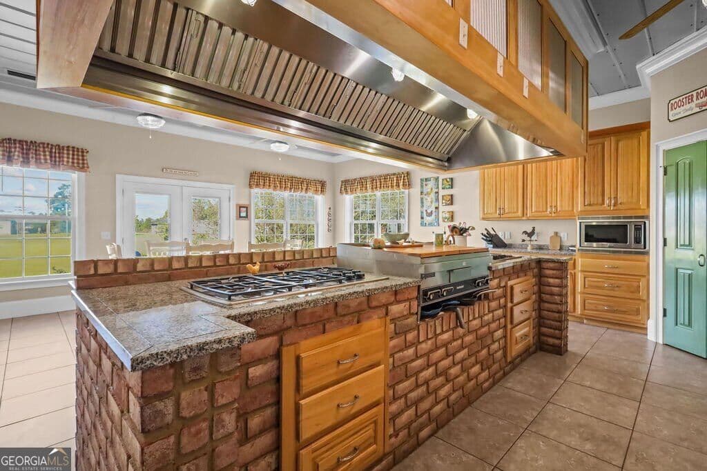 3 bedroom, 2.5 bathroom, 2,316 sq ft single family residence for sale at 1761 Osteen Branch Road, Jesup, GA 31545 — photo 5