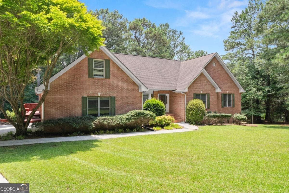 3 bedroom, 3.5 bathroom, 4,210 sq ft single family residence for sale at 2405 Brooks Road, Dacula, GA 30019 — photo 4