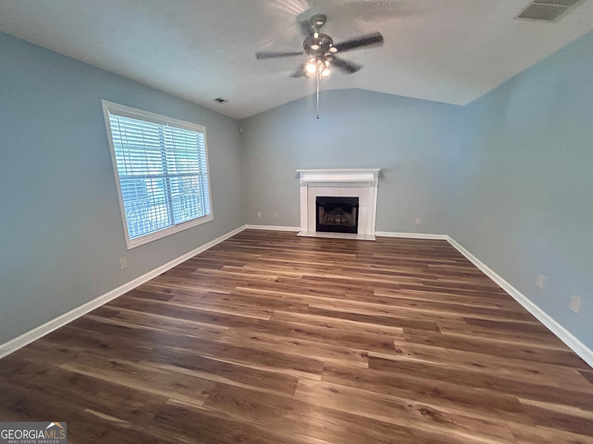 3 bedroom, 2 bathroom, 1,500 sq ft single family residence for sale at 6 Saddlebrook Chase, Senoia, GA 30276 — photo 6