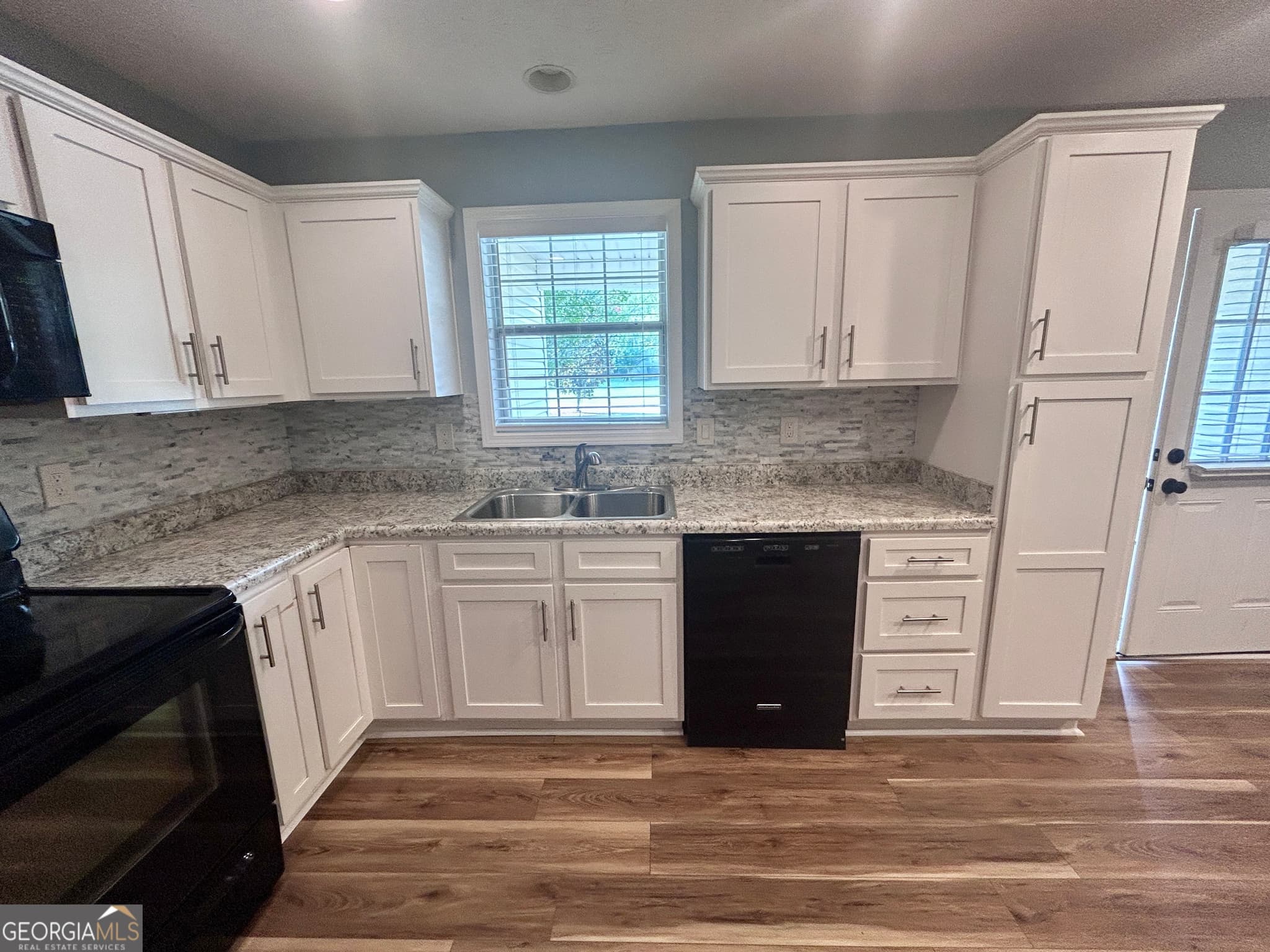 3 bedroom, 2 bathroom, 1,500 sq ft single family residence for sale at 6 Saddlebrook Chase, Senoia, GA 30276 — photo 9