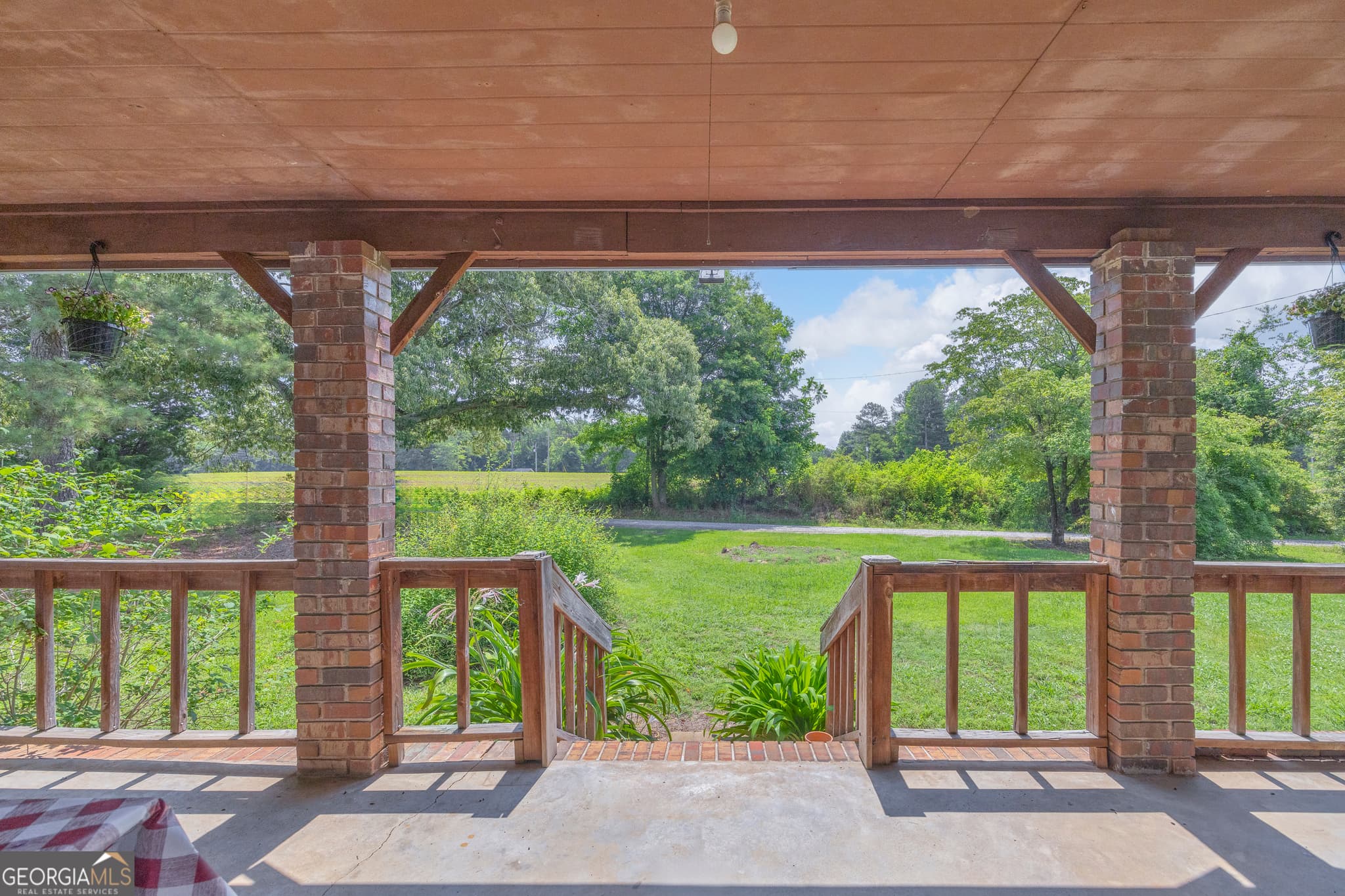 4 bedroom, 2 bathroom, 1,619 sq ft single family residence for sale at 89 New House Road, Canon, GA 30520 — photo 6