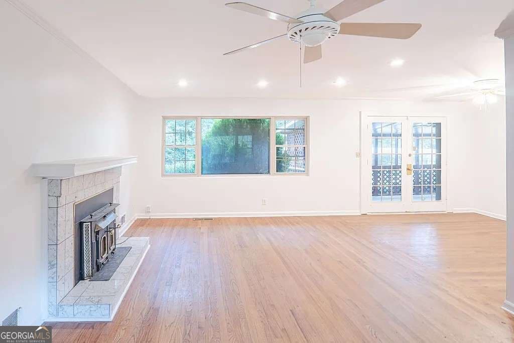 2 bedroom, 1.5 bathroom single family residence for rent at 3021 Old Concord Road, Smyrna, GA 30082 for $2,000 a month — photo 5