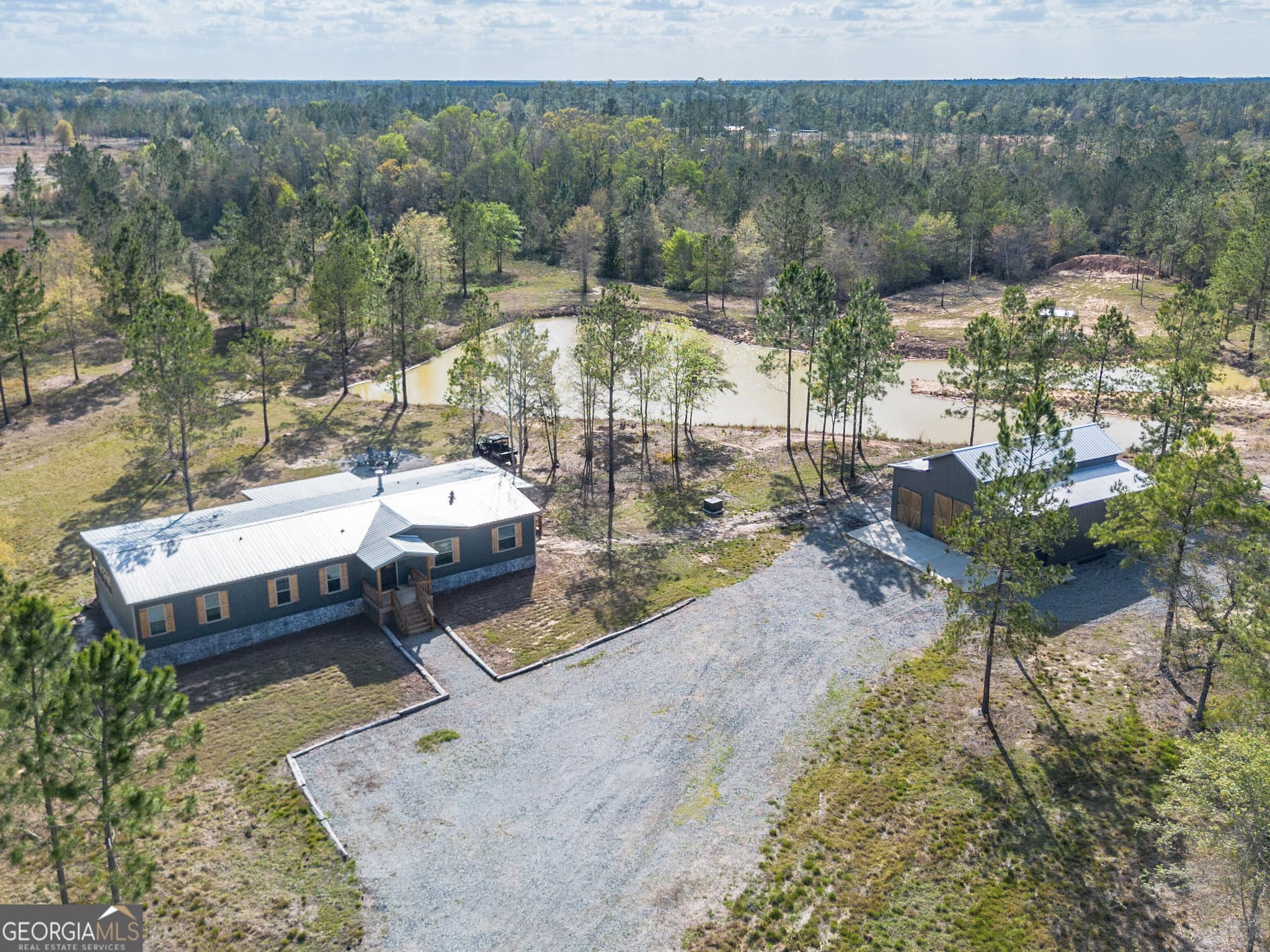 1 bedroom, 2 bathroom, 2,304 sq ft single family residence sold at 8257 S US Highway 301, Jesup, GA 31546
