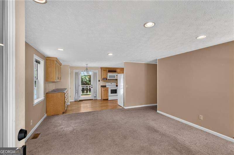 3 bedroom, 2 bathroom, 1,458 sq ft single family residence for sale at 3232 Morgan Road, Temple, GA 30179 — photo 6