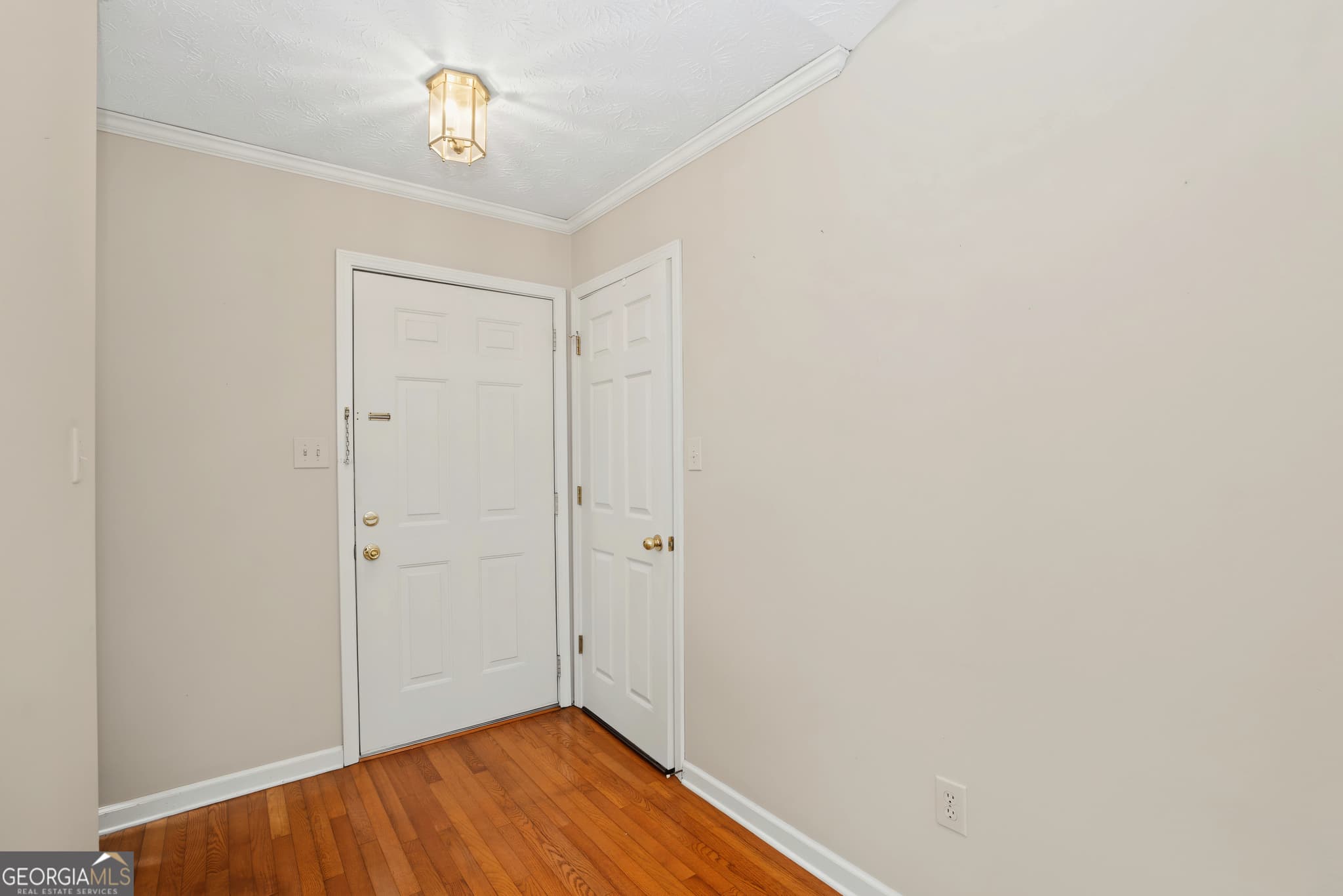 2 bedroom, 2 bathroom, 1,725 sq ft single family residence for sale at 265 Lagrange Court, Fayetteville, GA 30214 — photo 6