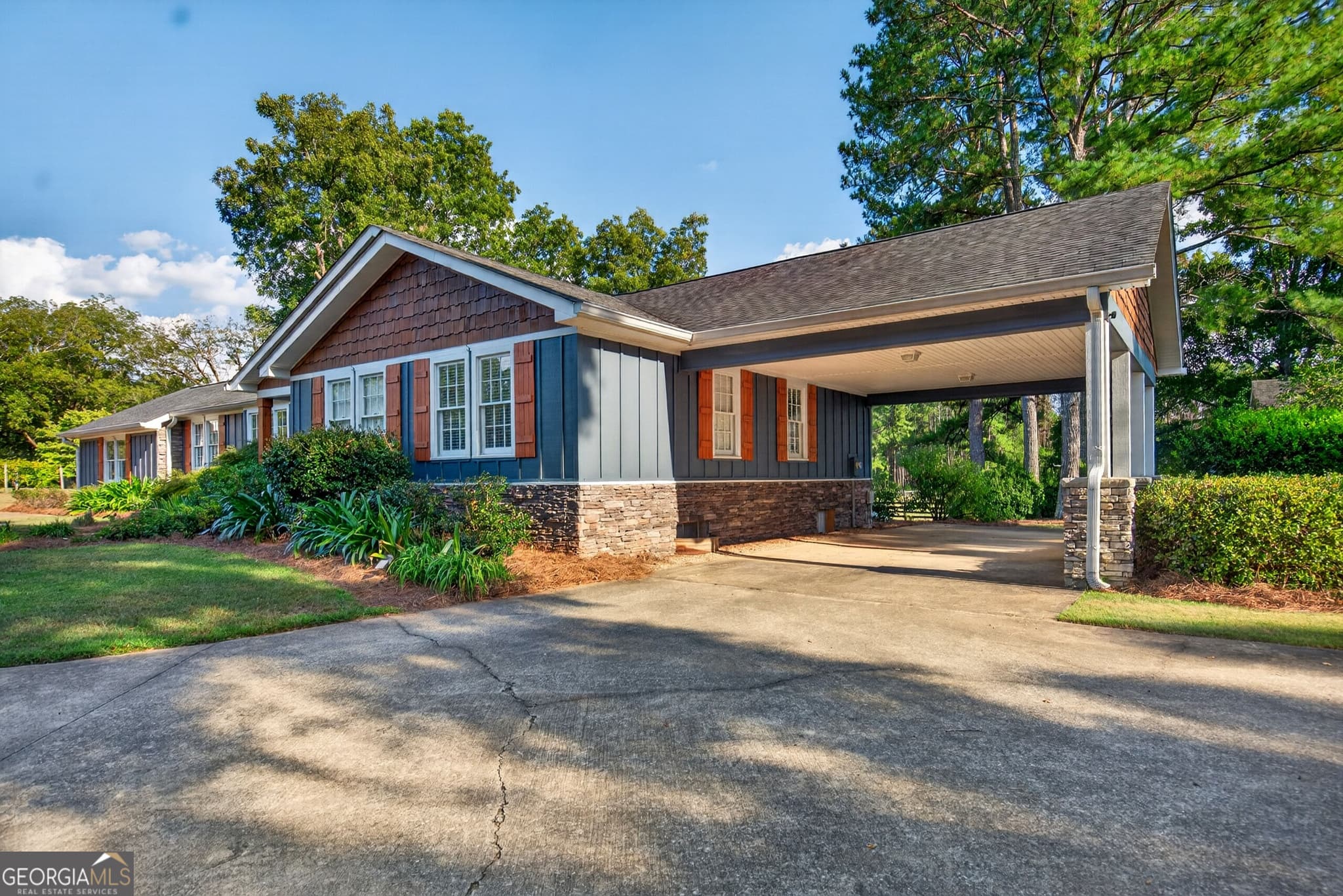 5 bedroom, 4 bathroom, 4,125 sq ft single family residence under contract at 733_763 Glass Bridge Road, Lagrange, GA 30240 — photo 6