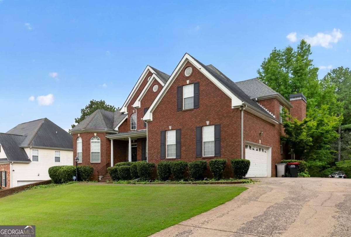7 bedroom, 4 bathroom single family residence for sale at 3273 Thornecreek Drive, Douglasville, GA 30135