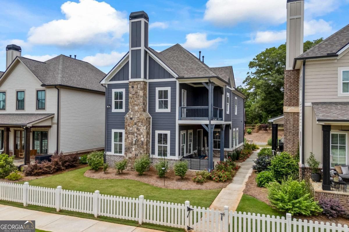4 bedroom, 3.5 bathroom, 2,948 sq ft single family residence for sale at 1230 Silo Bend, Watkinsville, GA 30677