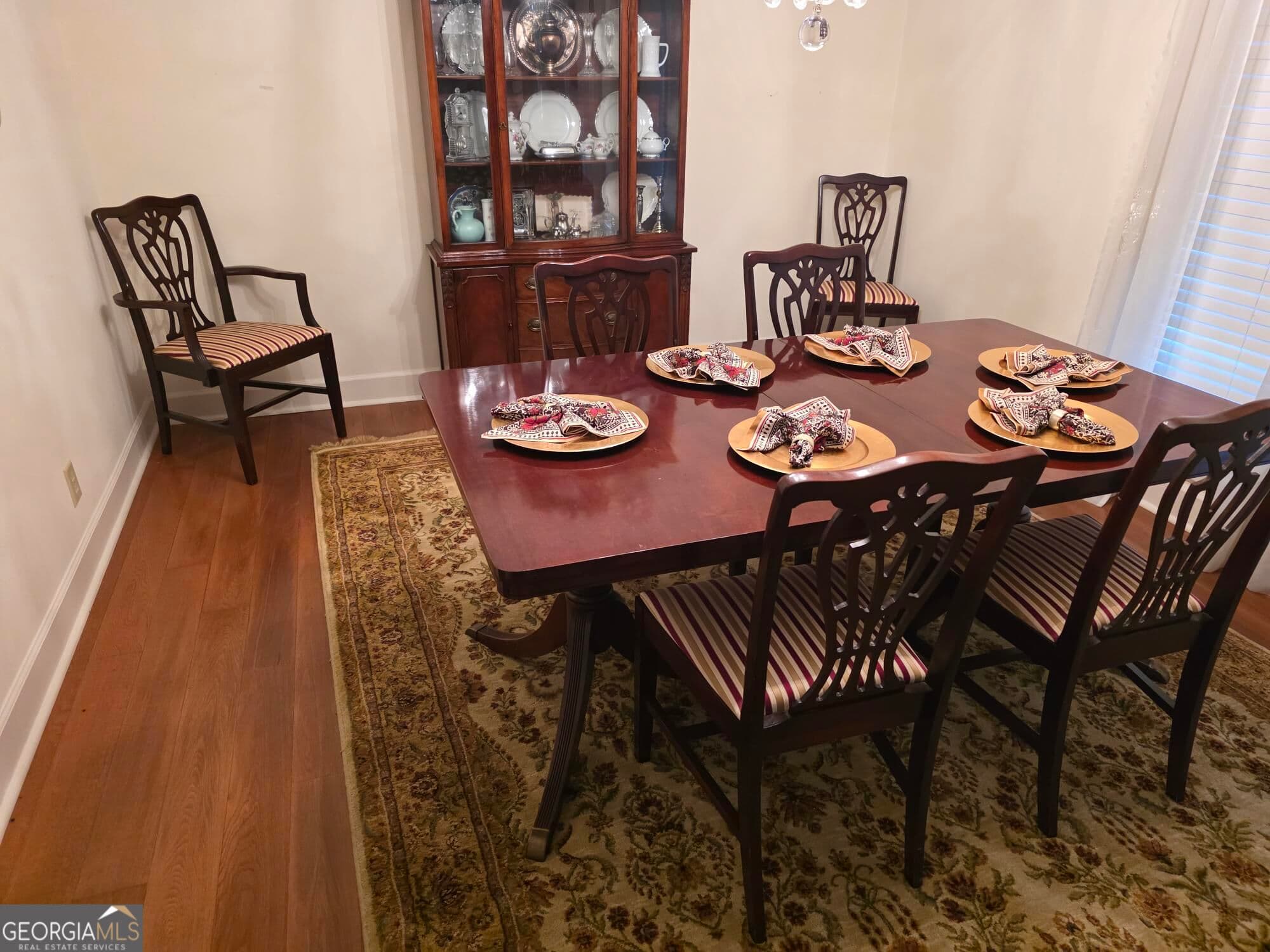 3 bedroom, 2 bathroom, 2,761 sq ft single family residence for sale at 350 Castlegate Road, Macon, GA 31210 — photo 6