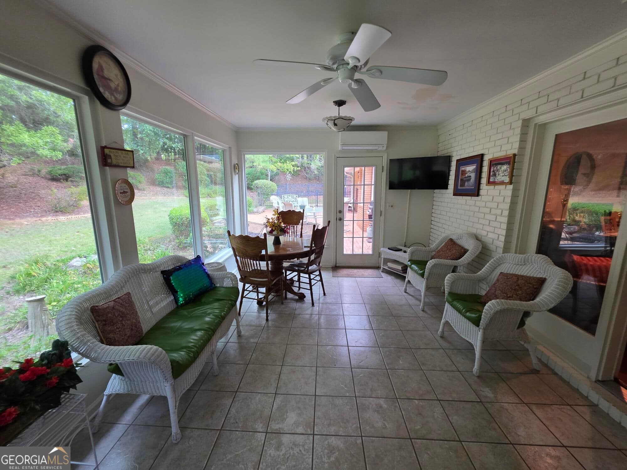 3 bedroom, 2 bathroom, 2,761 sq ft single family residence for sale at 350 Castlegate Road, Macon, GA 31210 — photo 9