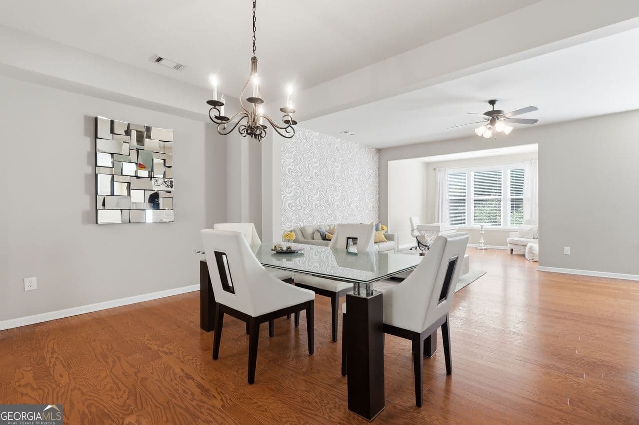 4 bedroom, 3.5 bathroom, 2,300 sq ft single family residence for sale at 4293 Laurel Creek Court 10, Smyrna, GA 30080 — photo 8
