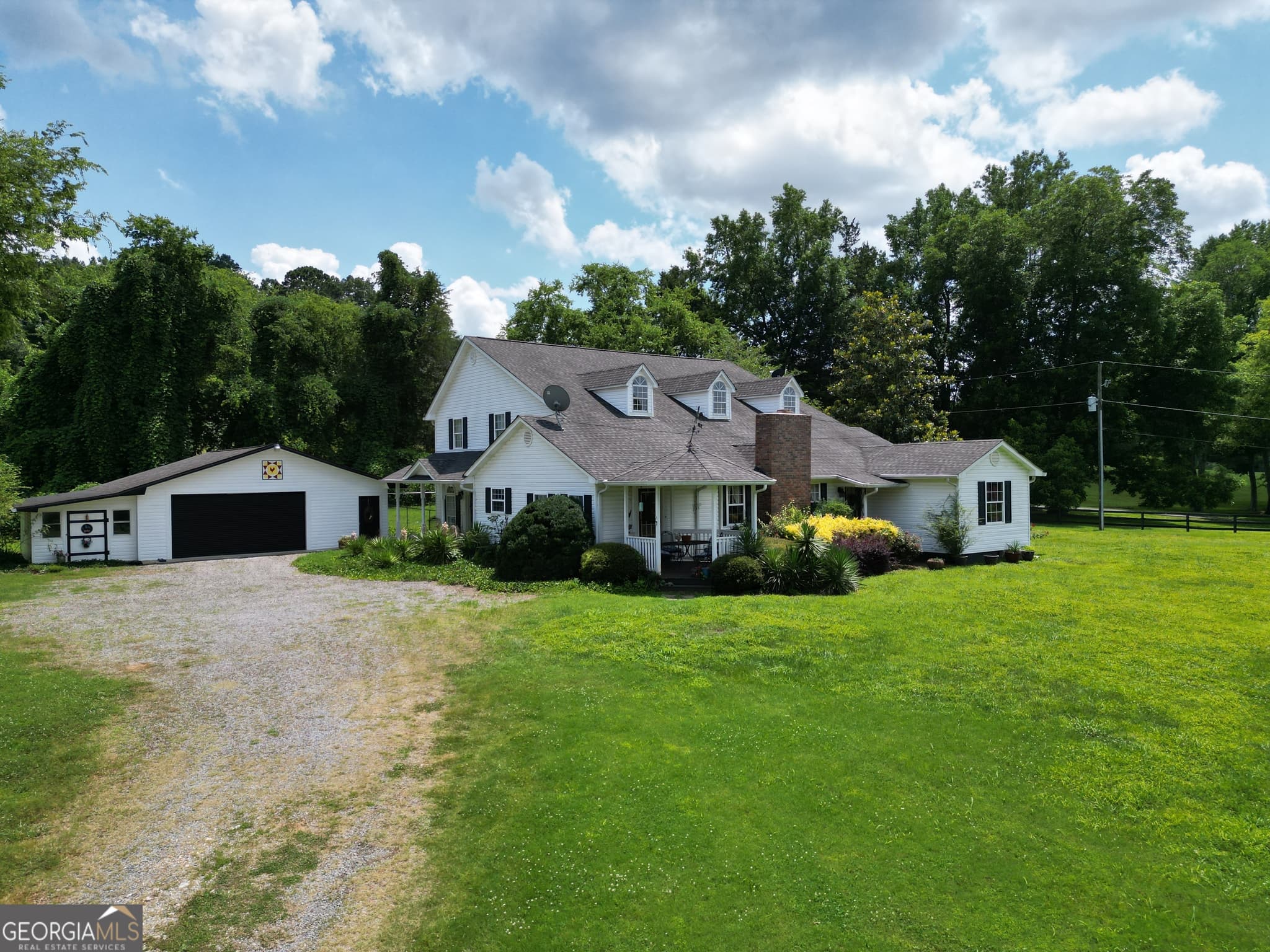 5 bedroom, 4 bathroom, 3,740 sq ft single family residence for sale at 5627 Cave Spring Road, Cave Spring, GA 30124 — photo 5
