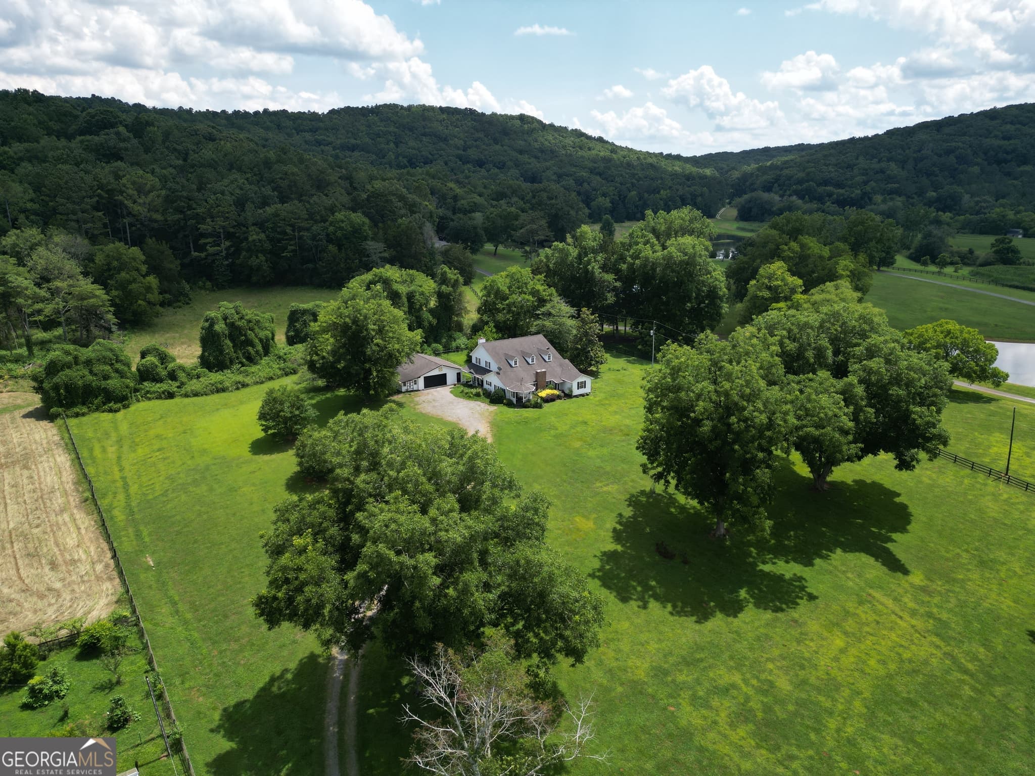 5 bedroom, 4 bathroom, 3,740 sq ft single family residence for sale at 5627 Cave Spring Road, Cave Spring, GA 30124 — photo 10