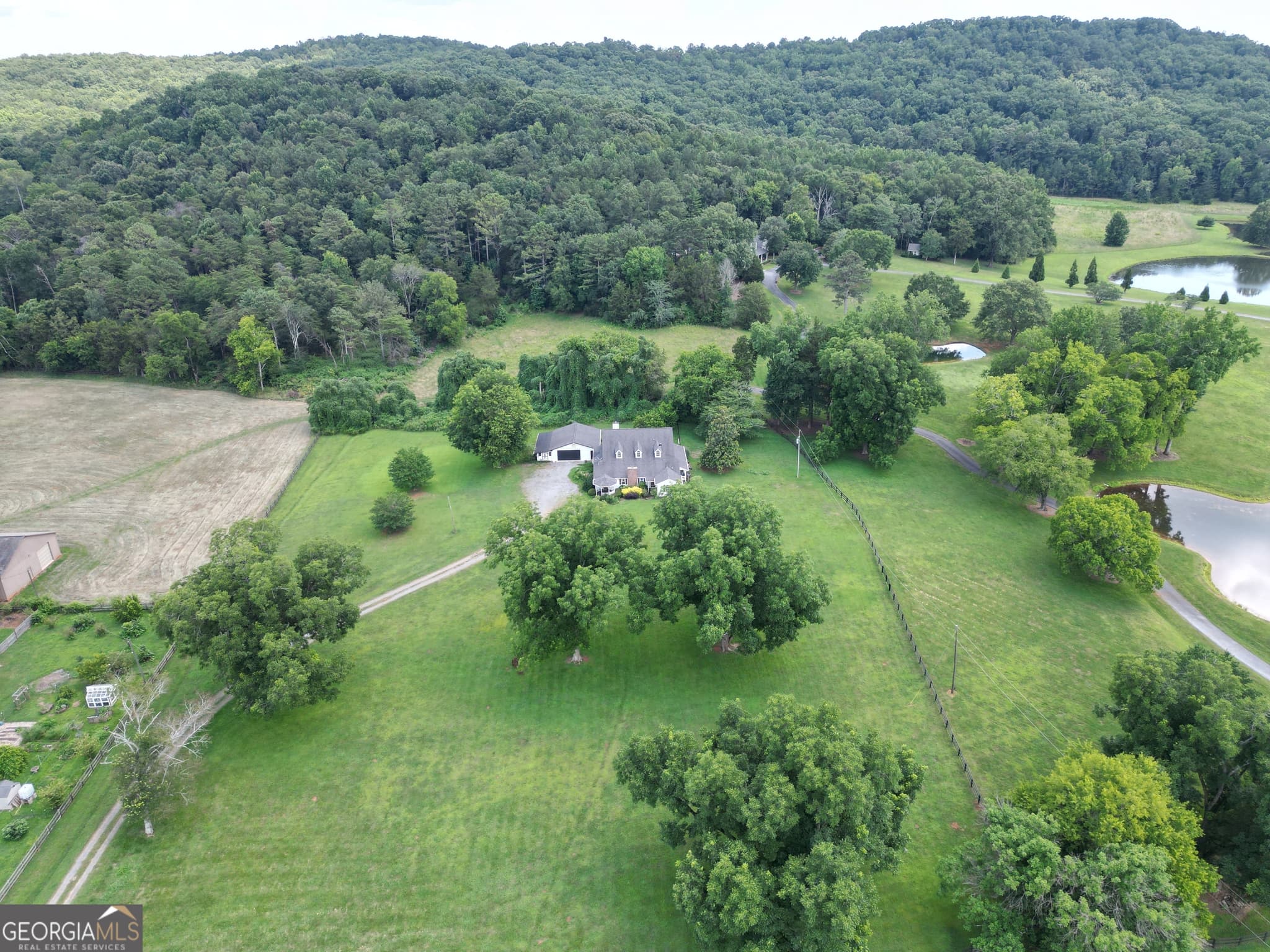 5 bedroom, 4 bathroom, 3,740 sq ft single family residence for sale at 5627 Cave Spring Road, Cave Spring, GA 30124 — photo 8