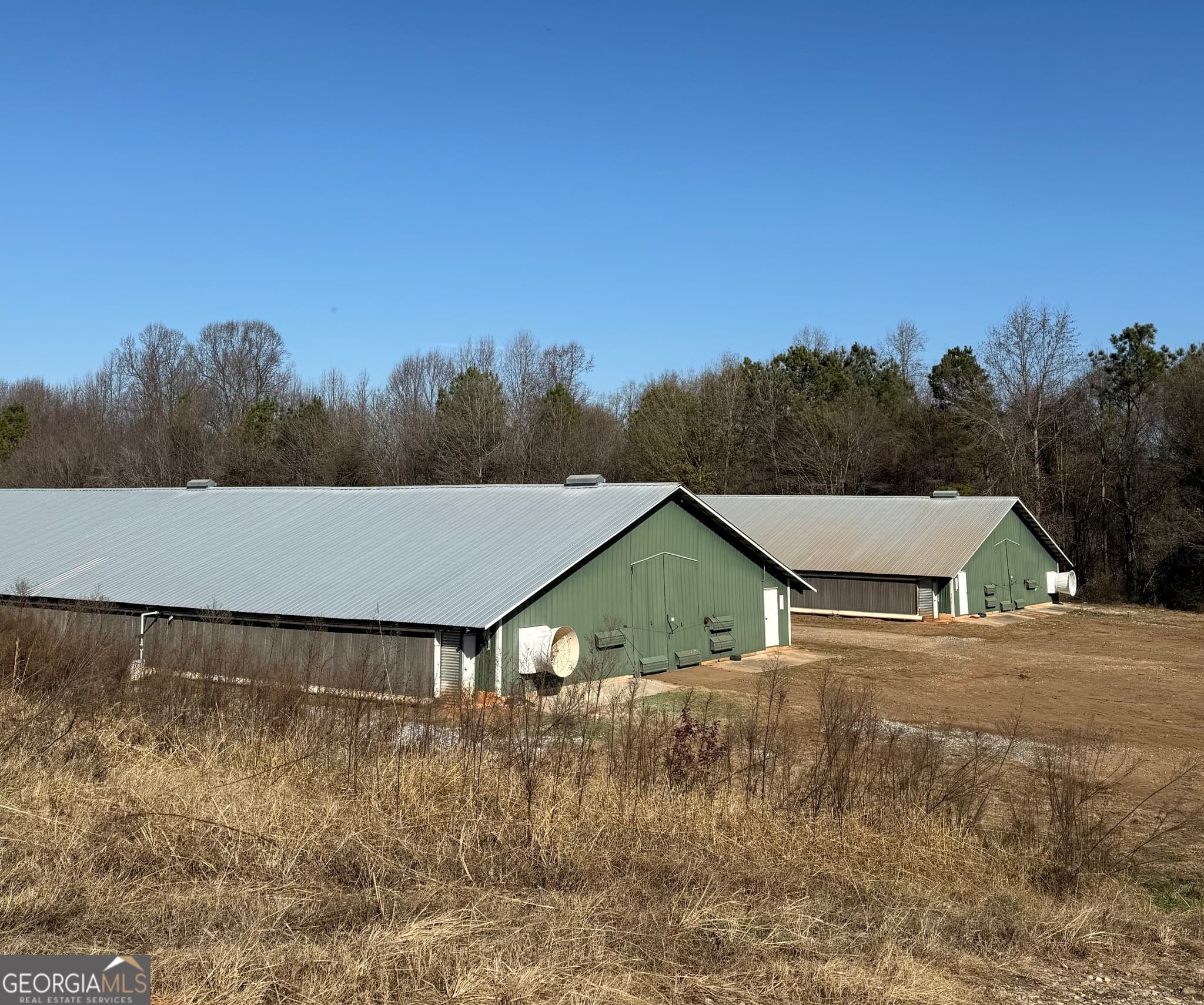 3 bedroom, 2 bathroom, 1,150 sq ft farm for sale at 319 Hunters Creek Road, Toccoa, GA 30577 — photo 2