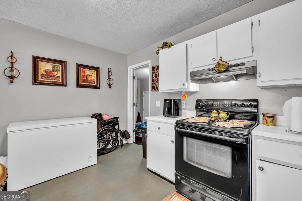 3 bedroom, 1 bathroom, 836 sq ft single family residence for sale at 707 E 3rd Avenue, Cordele, GA 31015 — photo 8
