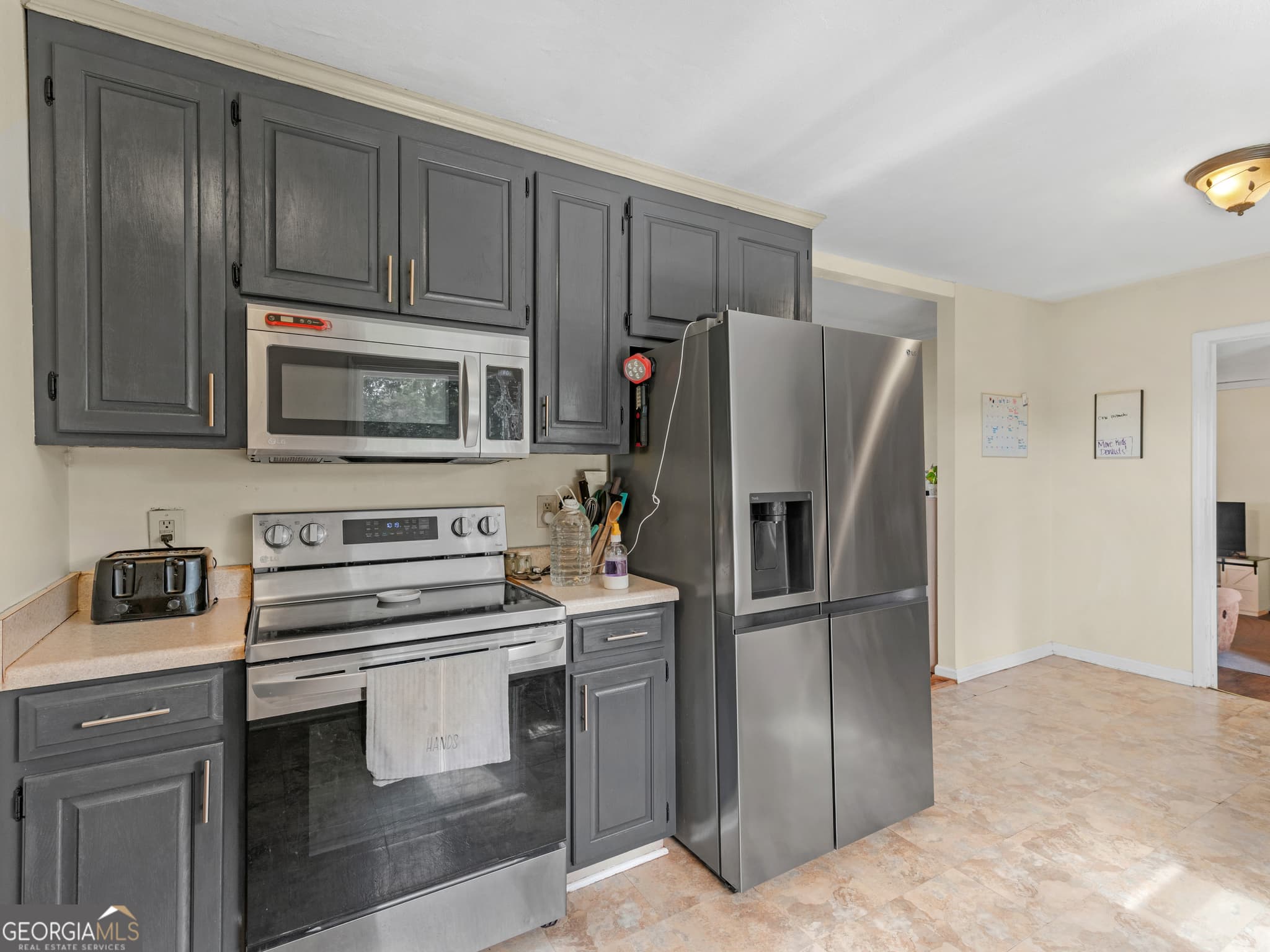 3 bedroom, 2 bathroom, 1,539 sq ft single family residence under contract at 100 Marlon Street, Thomaston, GA 30286 — photo 8