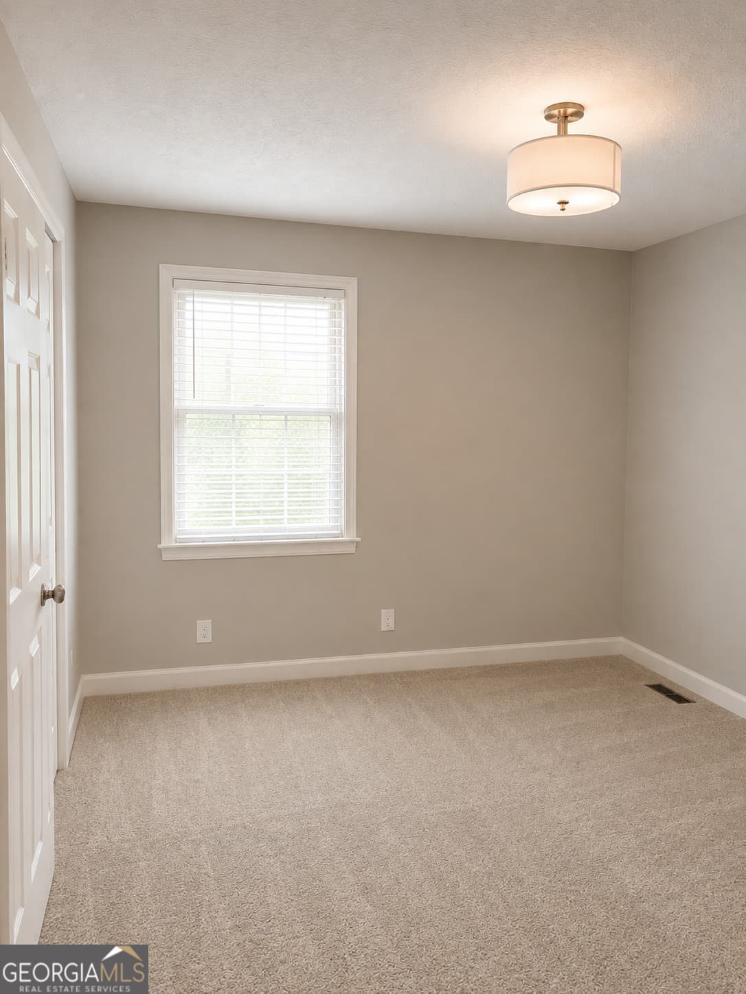 2 bedroom, 1.5 bathroom, 1,050 sq ft townhouse for rent at 1858 Clinton Road, Macon, GA 31211 for $1,100 a month — photo 7