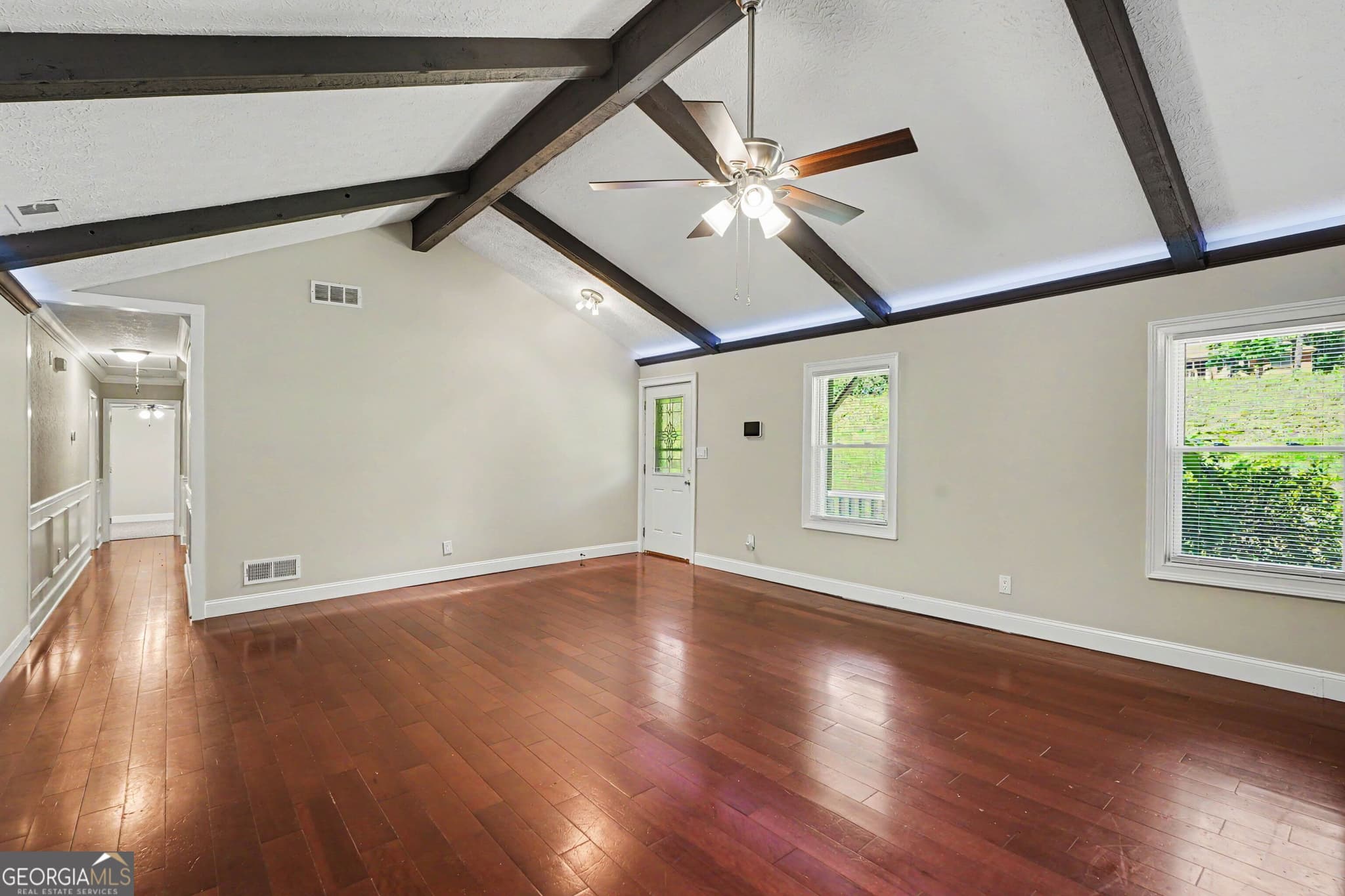 3 bedroom, 2 bathroom, 2,448 sq ft single family residence for sale at 592 Henderson Road, Jonesboro, GA 30238 — photo 4