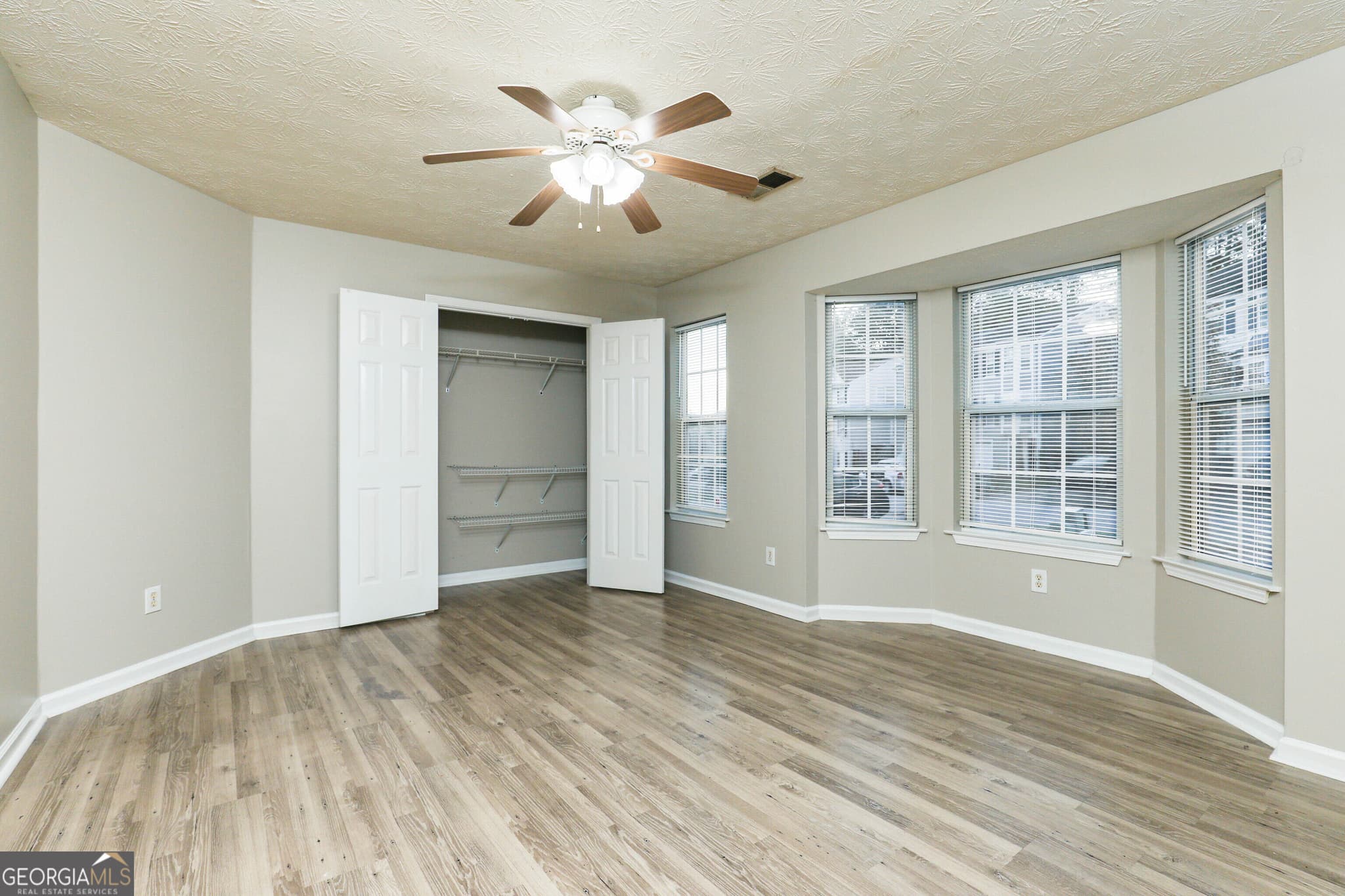 3 bedroom, 2 bathroom, 1,681 sq ft townhouse for rent at 1281 Pointe Drive, Lawrenceville, GA 30044 for $1,900 a month — photo 9