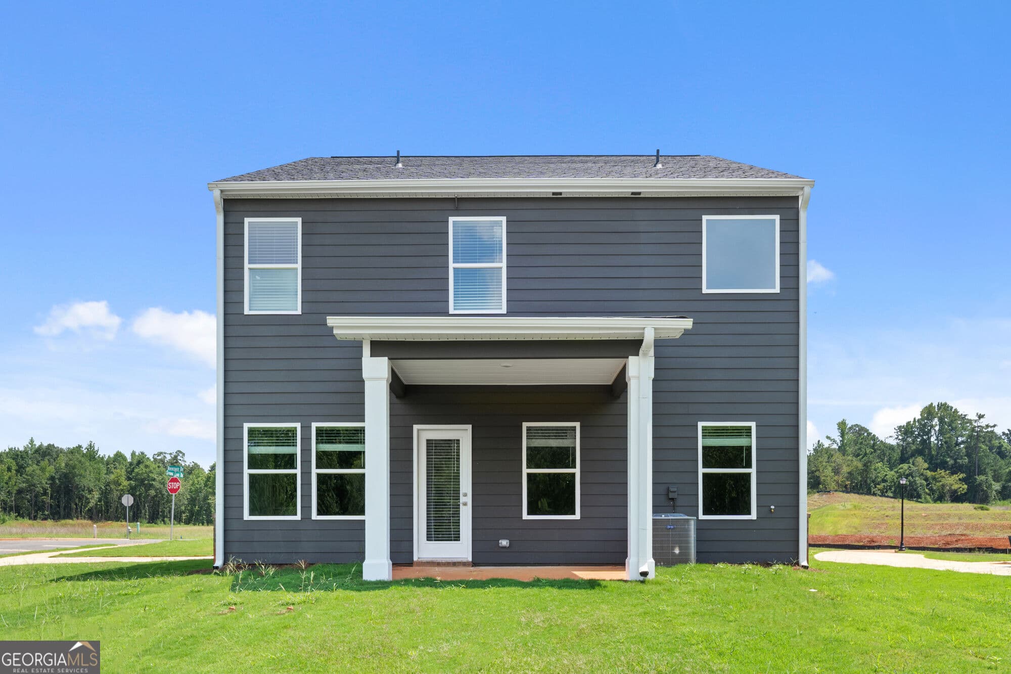 4 bedroom, 2.5 bathroom, 2,052 sq ft single family residence for sale at 252 Spring Lake Drive, Palmetto, GA 30268 — photo 5