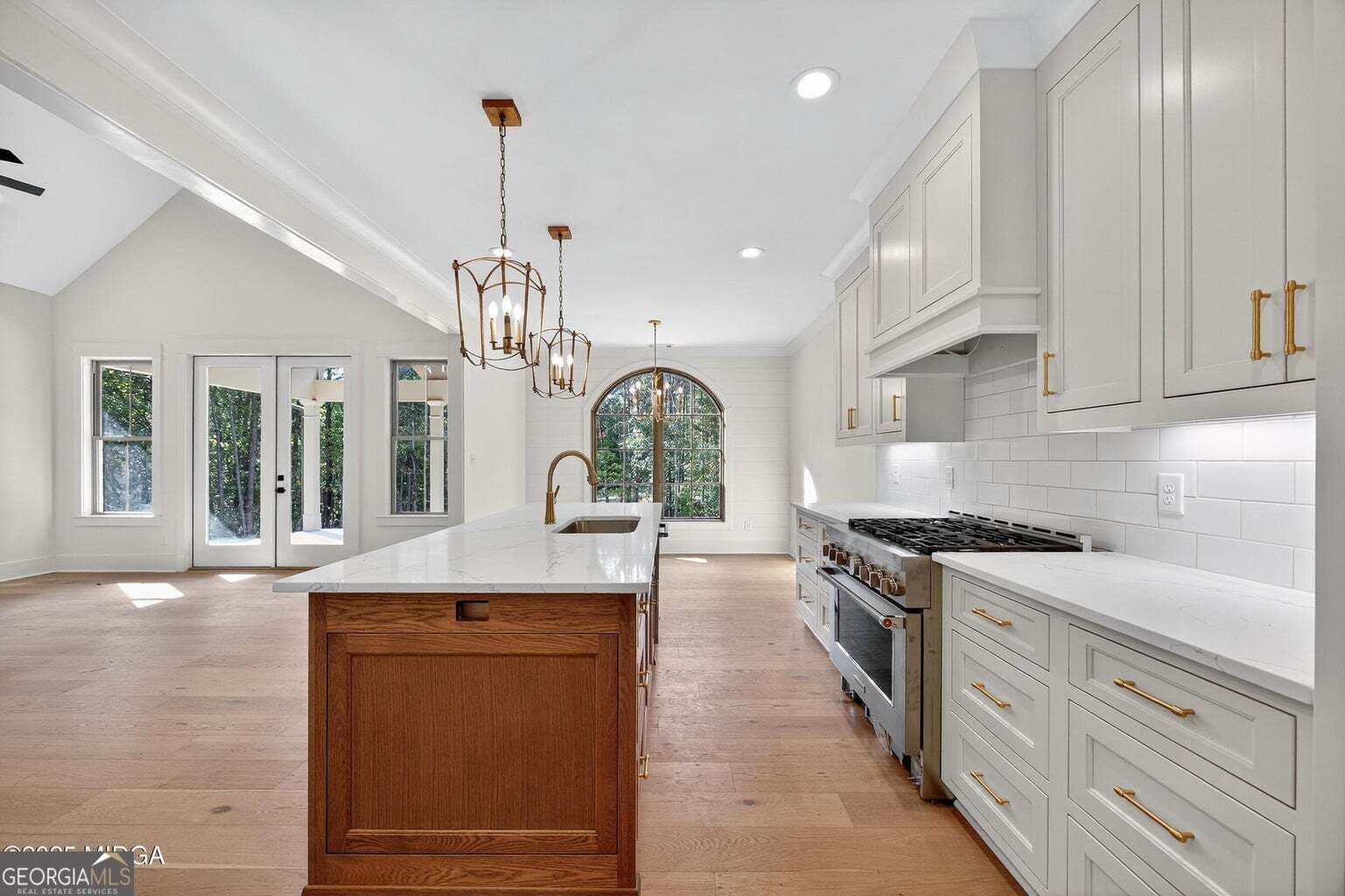 5 bedroom, 4 bathroom, 3,442 sq ft single family residence for sale at 896 Jenkins Road, Forsyth, GA 31029 — photo 3