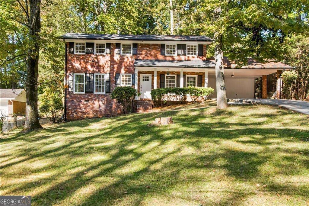 4 bedroom, 2 bathroom, 2,290 sq ft single family residence sold at 3215 Linden Garden Drive, Atlanta, GA 30349