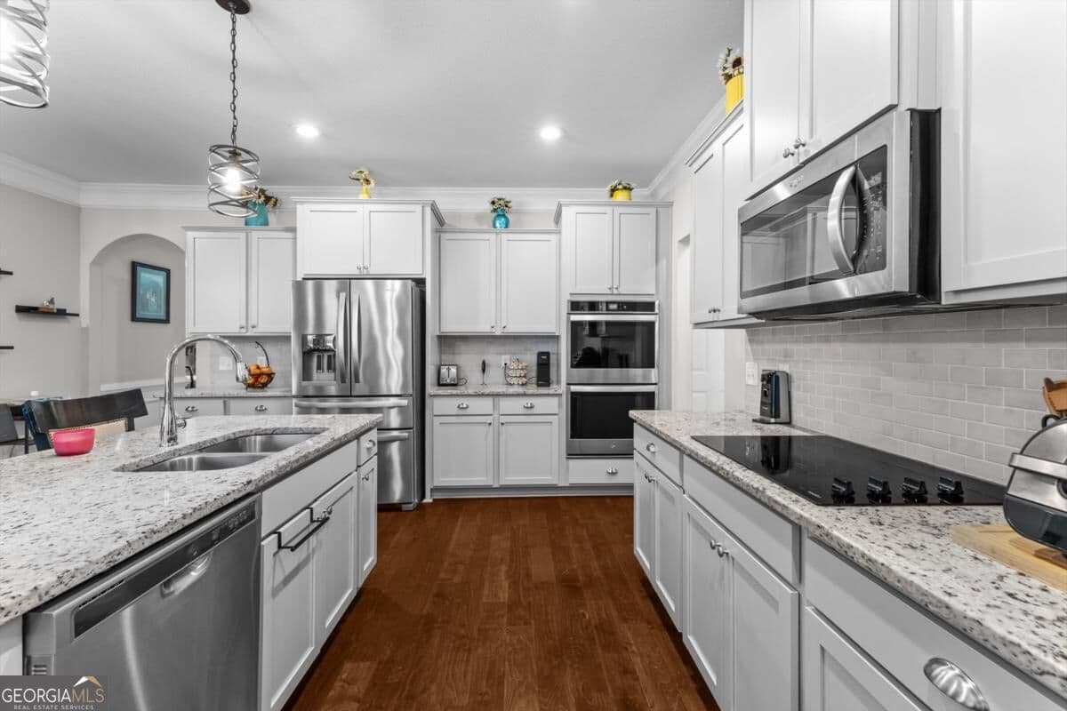 5 bedroom, 3.5 bathroom, 4,123 sq ft single family residence for sale at 87 Crestview Drive, Guyton, GA 31312 — photo 2