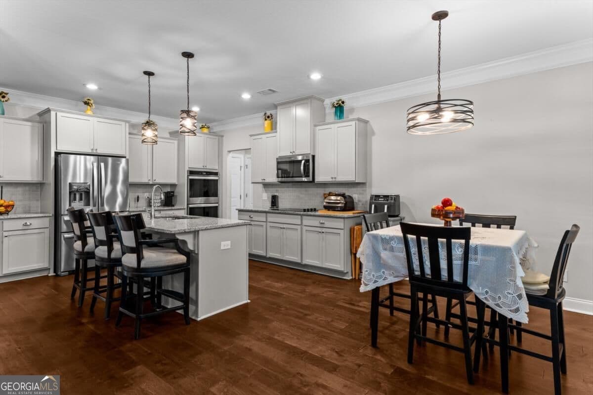 5 bedroom, 3.5 bathroom, 4,123 sq ft single family residence for sale at 87 Crestview Drive, Guyton, GA 31312 — photo 4