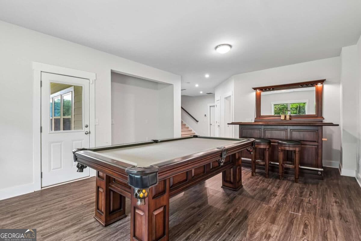 6 bedroom, 5.5 bathroom, 5,149 sq ft single family residence for sale at 606 Taymack, Woodstock, GA 30188 — photo 7
