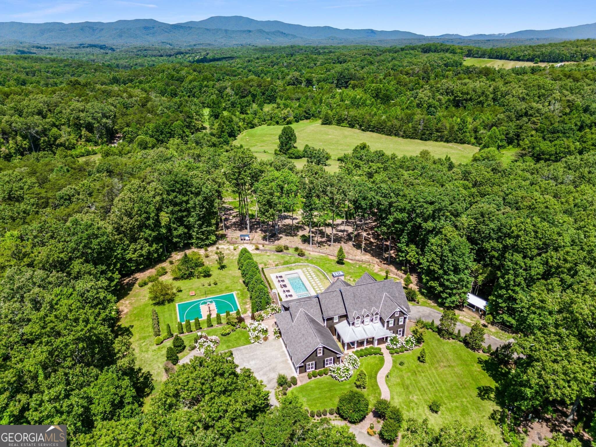 7 bedroom, 6 bathroom, 9,935 sq ft single family residence for sale at 254 Nicholson Road, Blue Ridge, GA 30513