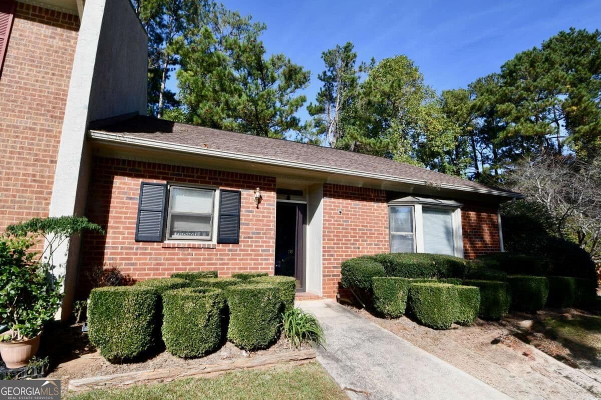 2 bedroom, 2 bathroom, 1,215 sq ft condominium for sale at 250 Cleveland Road 245, Bogart, GA 30622